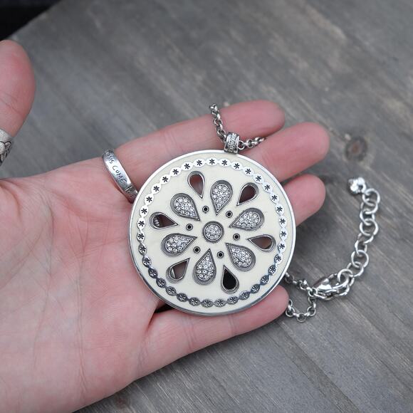 Brighton Palm Desert Medallion Circle Pendant Cream Enamel 16-18" Retired - Picture 4 of 6